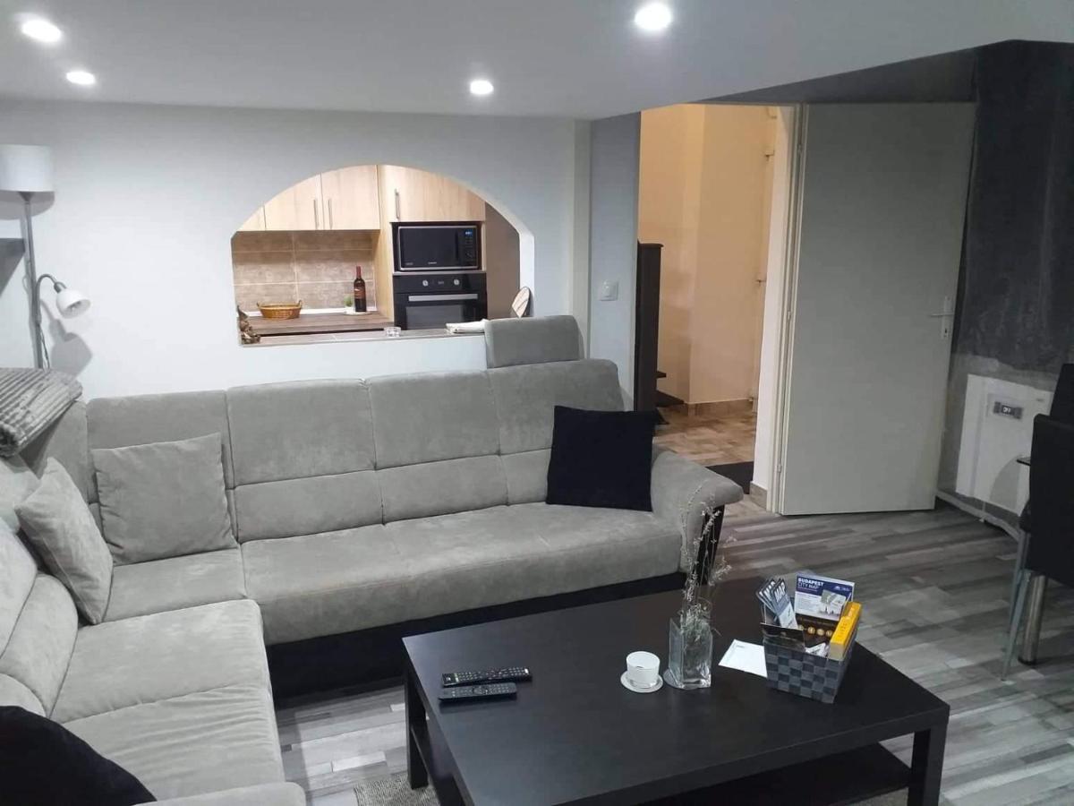 Little-Oasis Apartment Budapest Luaran gambar