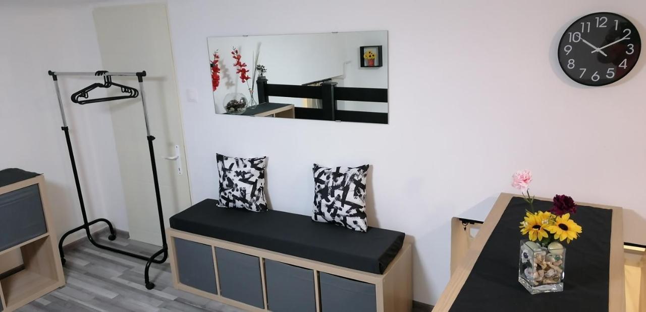 Little-Oasis Apartment Budapest Luaran gambar