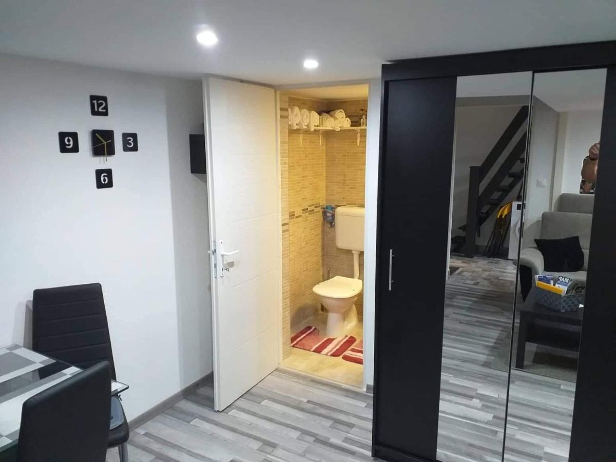 Little-Oasis Apartment Budapest Luaran gambar