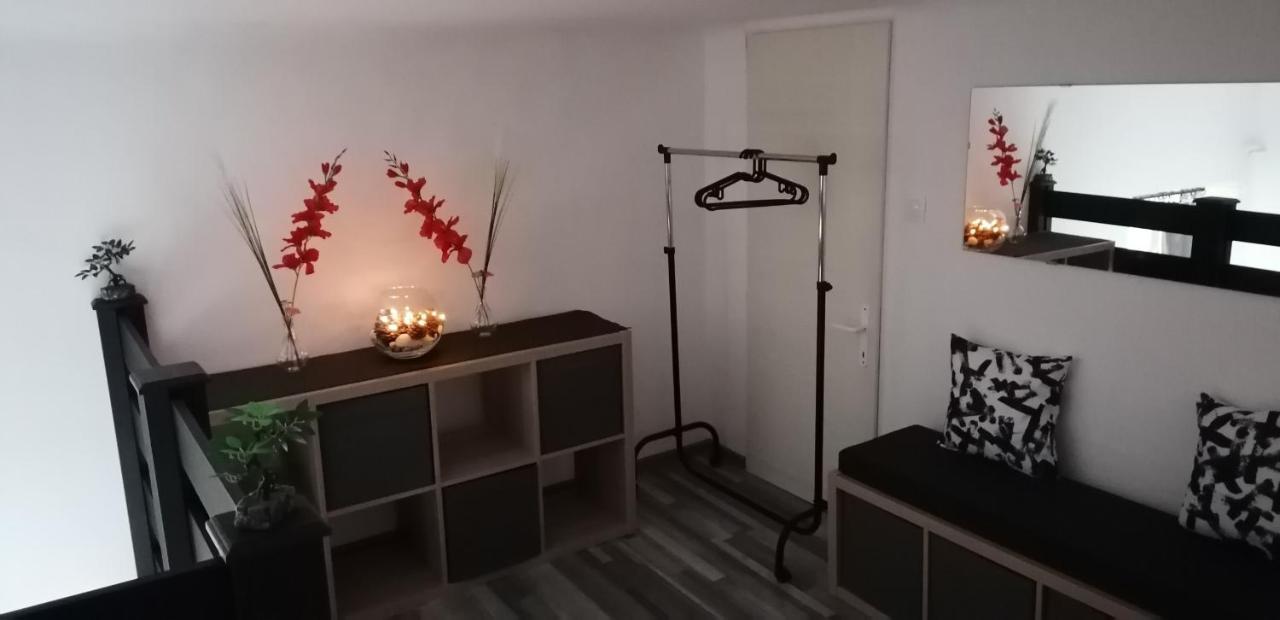 Little-Oasis Apartment Budapest Luaran gambar