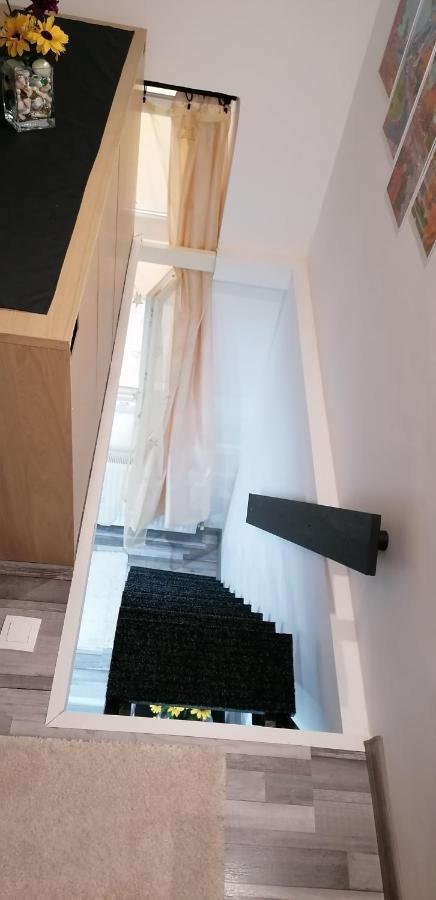 Little-Oasis Apartment Budapest Luaran gambar