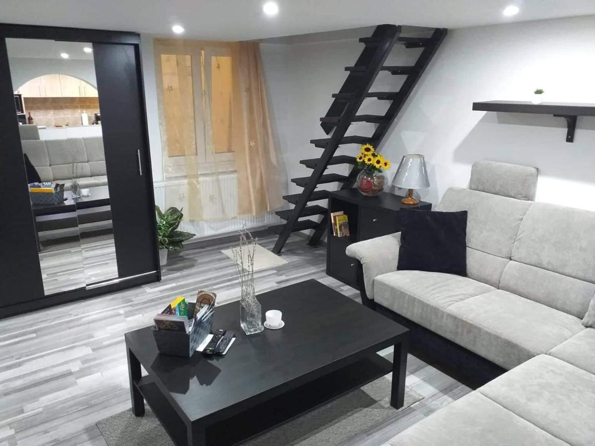 Little-Oasis Apartment Budapest Luaran gambar