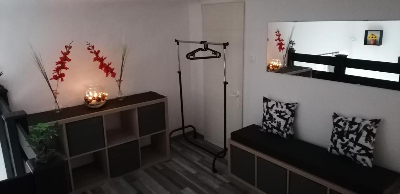 Little-Oasis Apartment Budapest Luaran gambar