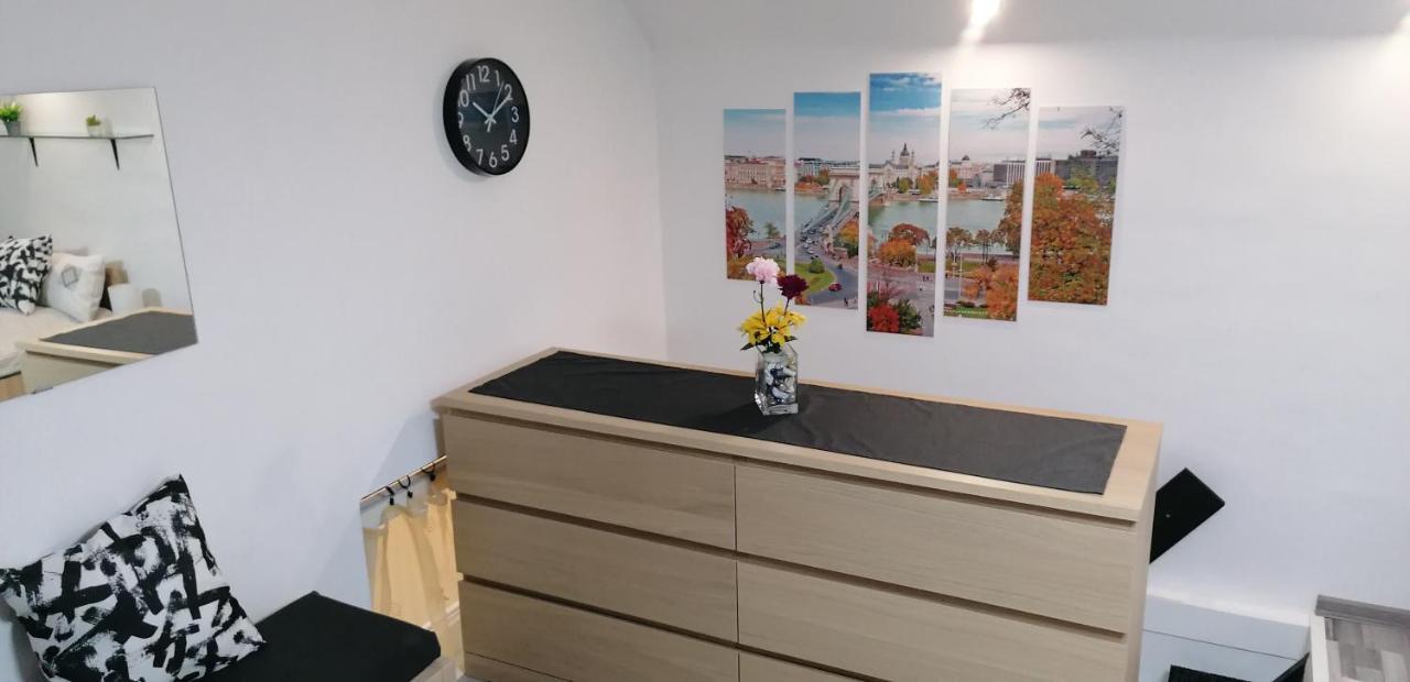 Little-Oasis Apartment Budapest Luaran gambar